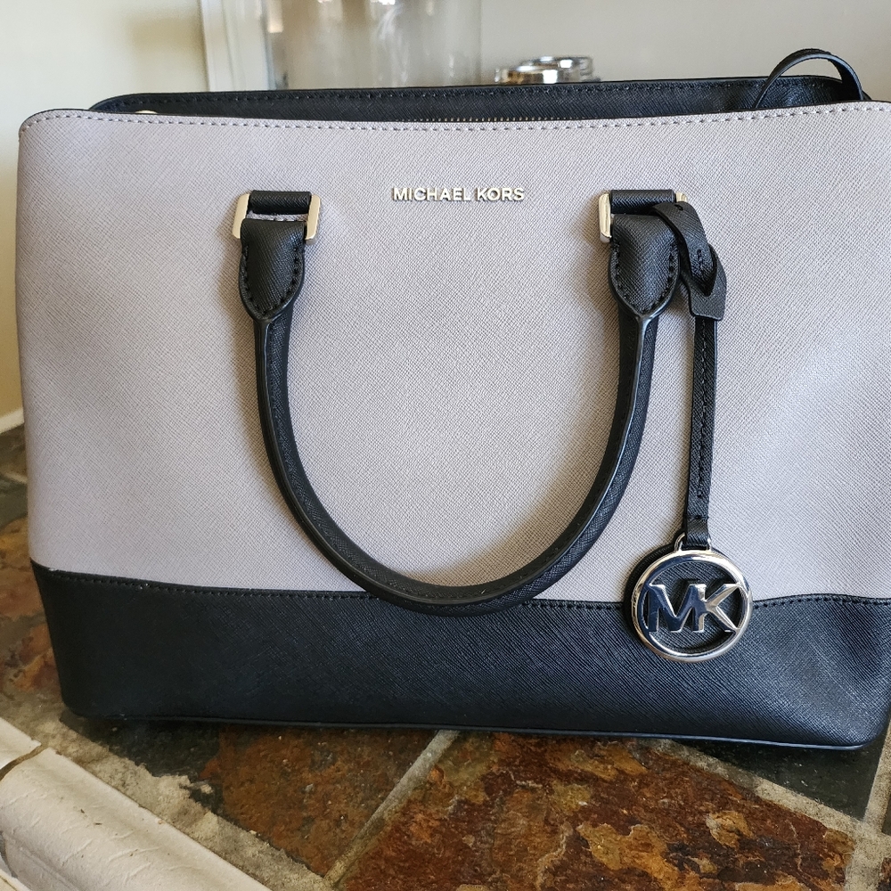 Michael Kors Savannah Color-block Large Saffiano Leather Satchel